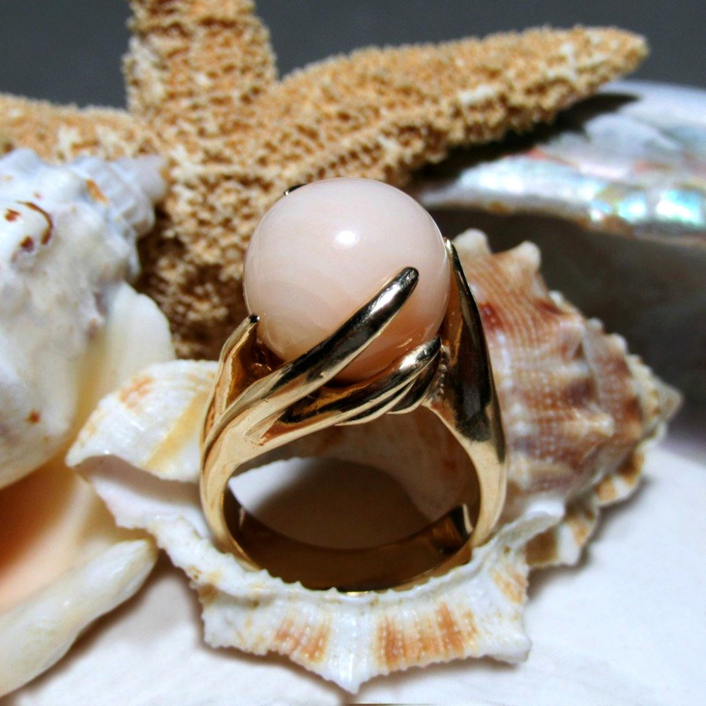 14k Angel Skin Coral Vintage Ring 13.50g Size 5.5